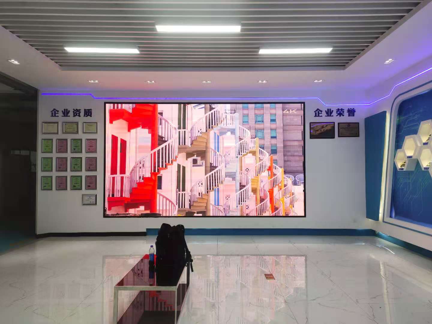 LED顯示屏,室內(nèi)全彩LED,戶外LED顯示屏,LED顯示屏供應(yīng)商,戶外彩色LED顯示屏,LED顯示屏生產(chǎn)廠家,高密度LED全彩顯示屏,湖南LED顯示屏,湖南室內(nèi)全彩LED